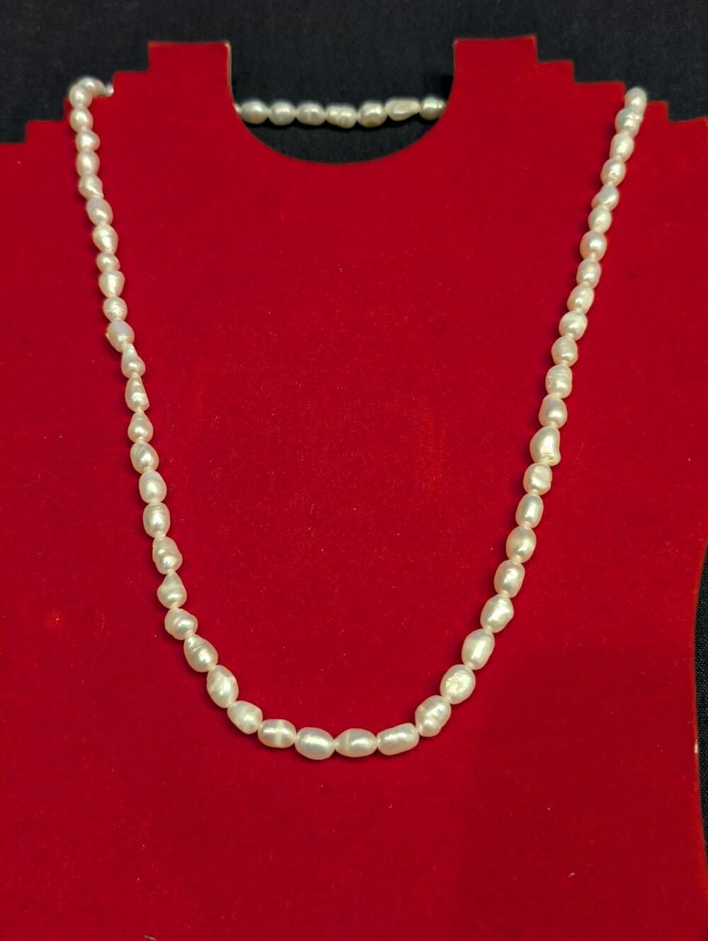 Vintage Freshwater Pearl Necklace 22" Earrings And Bracelet 8" Set